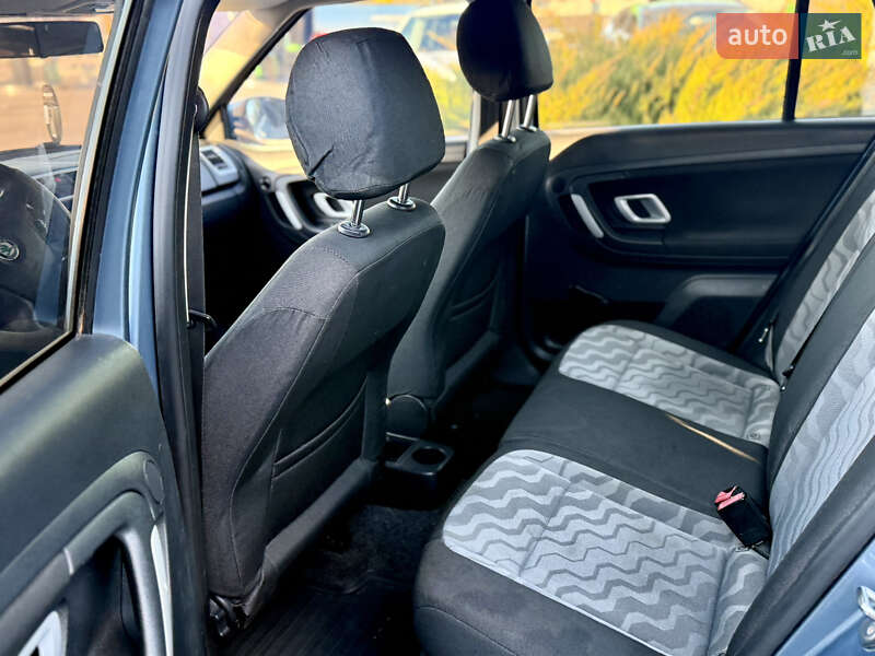 Универсал Skoda Fabia 2009 в Тернополе