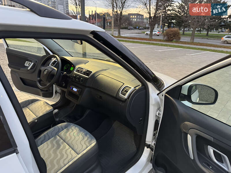 Универсал Skoda Fabia 2009 в Луцке