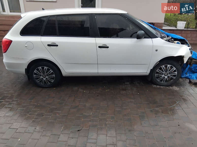 Универсал Skoda Fabia 2013 в Хмельницком