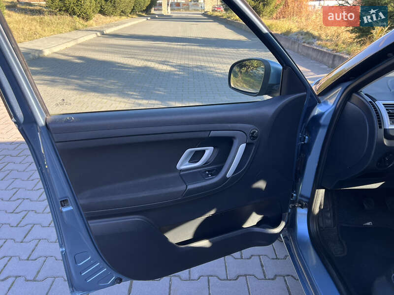 Хэтчбек Skoda Fabia 2009 в Хмельницком