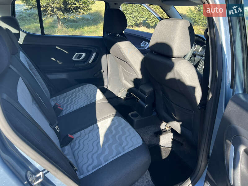 Хэтчбек Skoda Fabia 2009 в Хмельницком