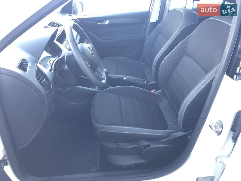 Хэтчбек Skoda Fabia 2019 в Киеве