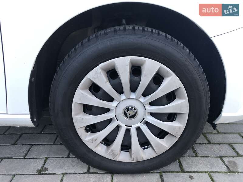 Хэтчбек Skoda Fabia 2019 в Киеве