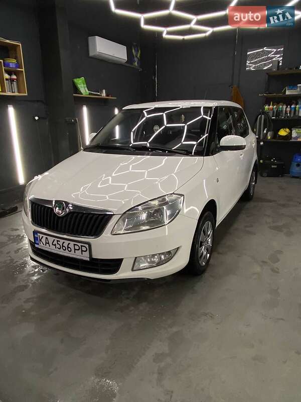 Хетчбек Skoda Fabia 2012 в Києві фото 7 Хетчбек Skoda Fabia 2012 в Києві