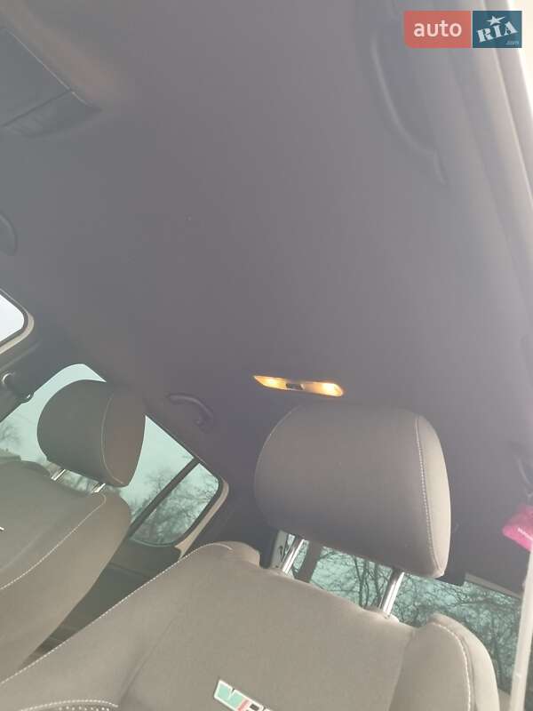 Хэтчбек Skoda Fabia 2012 в Теплике