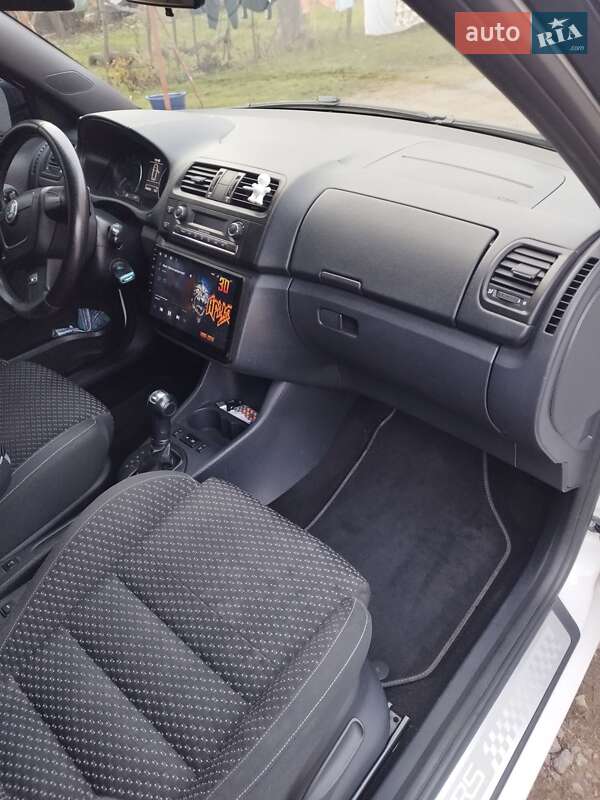 Хэтчбек Skoda Fabia 2012 в Теплике