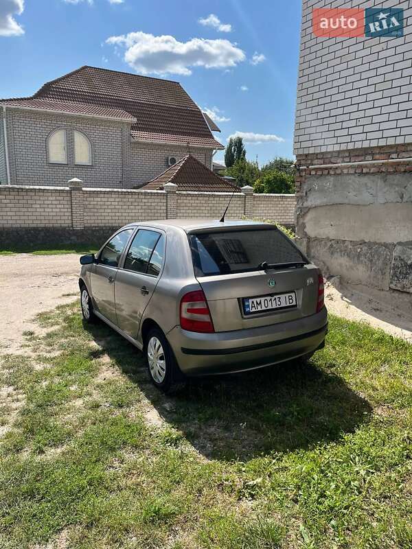 Хэтчбек Skoda Fabia 2006 в Бердичеве