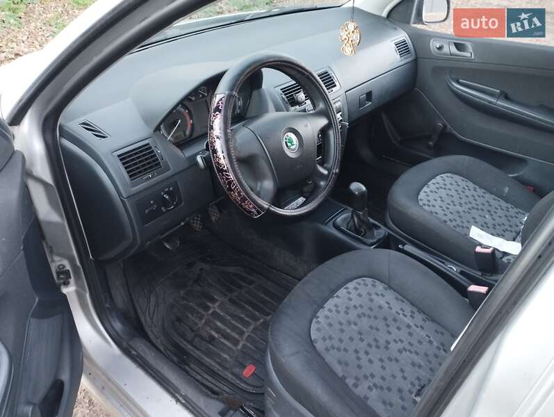 Хэтчбек Skoda Fabia 2007 в Черкассах фото 4 Хэтчбек Skoda Fabia 2007 в Черкассах