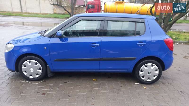 Хэтчбек Skoda Fabia 2007 в Одессе