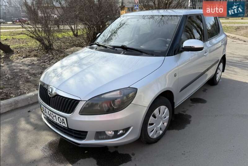 Хэтчбек Skoda Fabia 2013 в Шостке фото Хэтчбек Skoda Fabia 2013 в Шостке