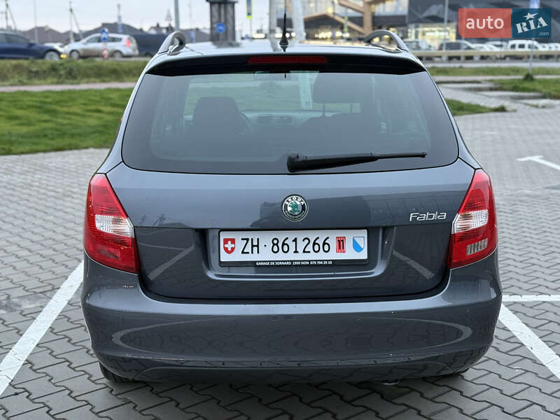 Универсал Skoda Fabia 2011 в Луцке