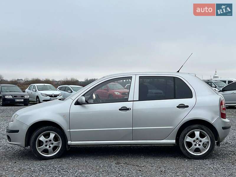 Хэтчбек Skoda Fabia 2006 в Львове