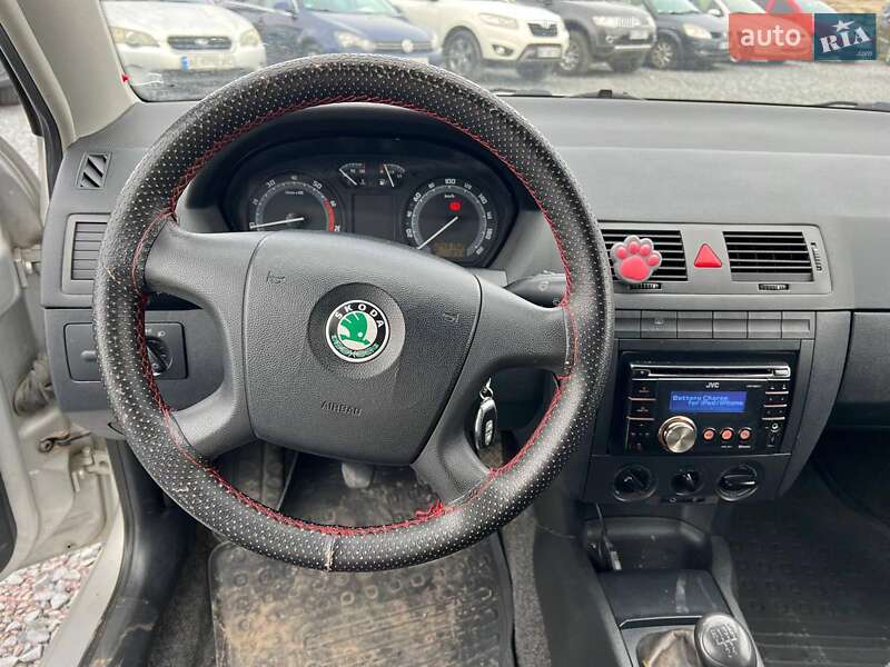 Хэтчбек Skoda Fabia 2006 в Львове