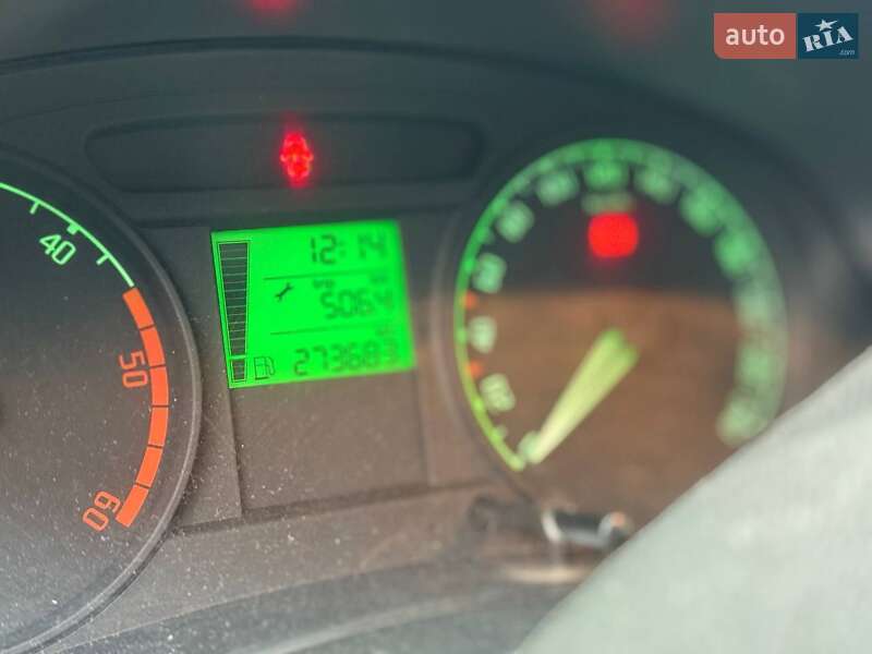 Хэтчбек Skoda Fabia 2009 в Львове фото 8 Хэтчбек Skoda Fabia 2009 в Львове