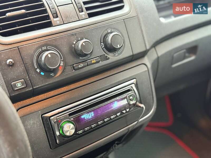 Хэтчбек Skoda Fabia 2009 в Львове фото 19 Хэтчбек Skoda Fabia 2009 в Львове