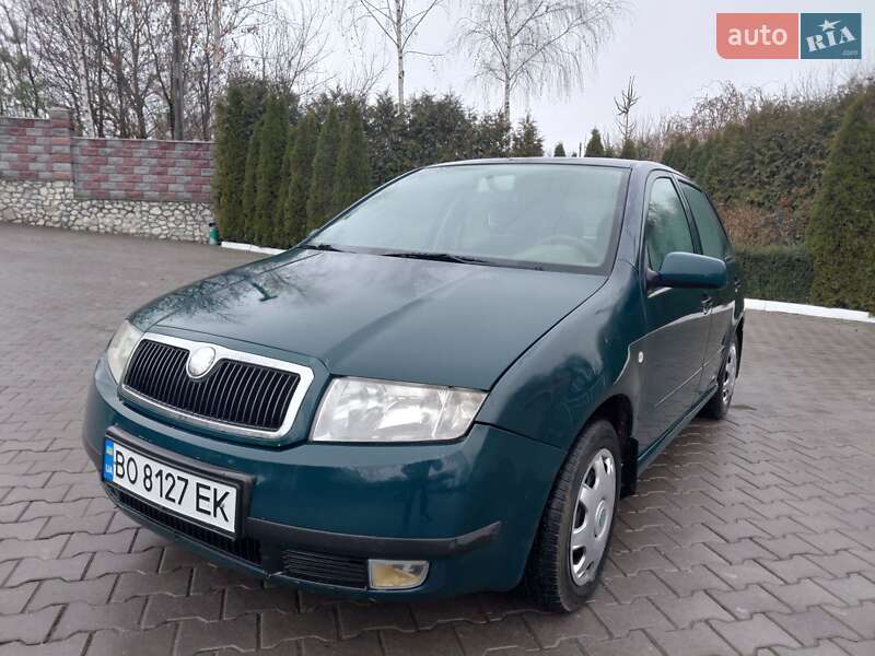 Хэтчбек Skoda Fabia 2001 в Волочиске