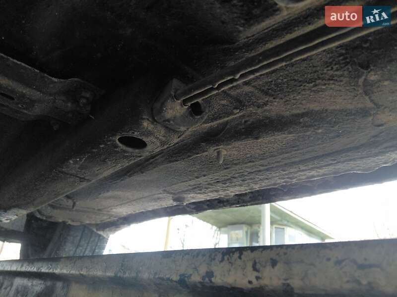 Хэтчбек Skoda Fabia 2001 в Волочиске