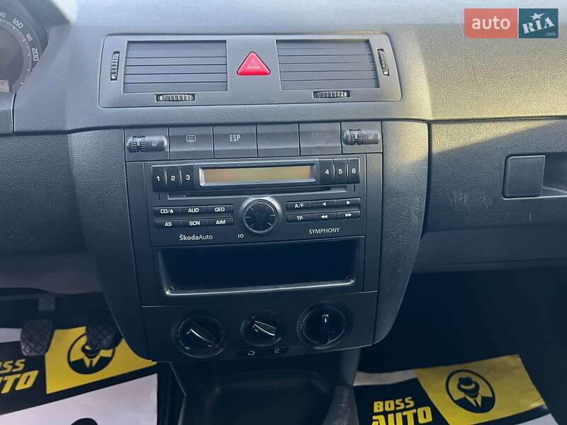 Хэтчбек Skoda Fabia 2006 в Ивано-Франковске