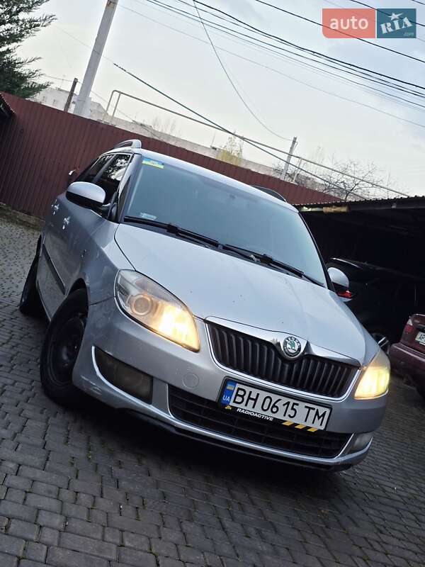 Універсал Skoda Fabia 2011 в Одесі