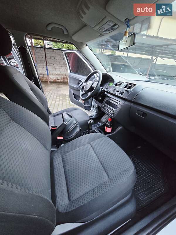 Універсал Skoda Fabia 2011 в Одесі