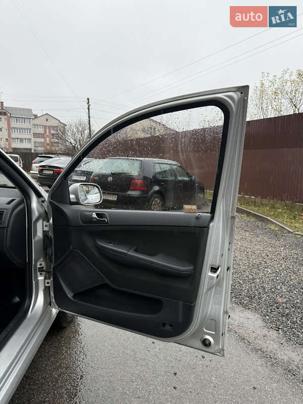 Универсал Skoda Fabia 2006 в Чернигове