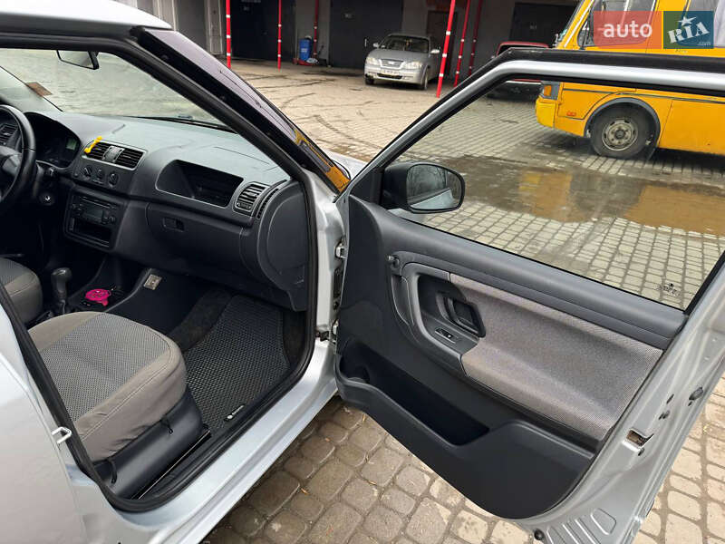 Універсал Skoda Fabia 2012 в Заболотові