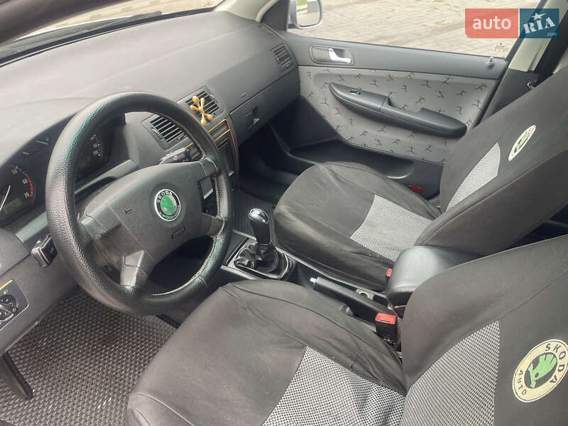 Універсал Skoda Fabia 2002 в Черкасах