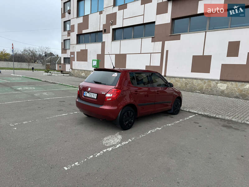 Хэтчбек Skoda Fabia 2008 в Николаеве