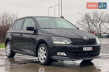 Хэтчбек Skoda Fabia 2016 в Ужгороде