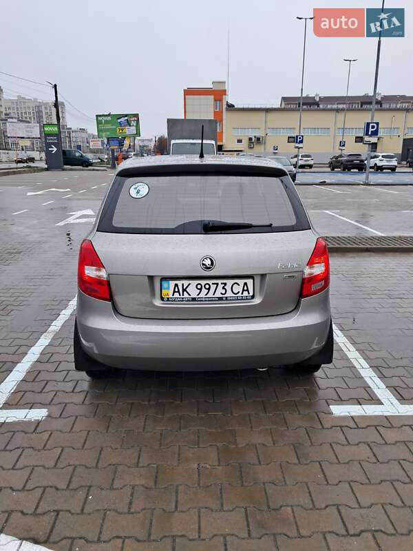 Хэтчбек Skoda Fabia 2012 в Киеве фото 5 Хэтчбек Skoda Fabia 2012 в Киеве