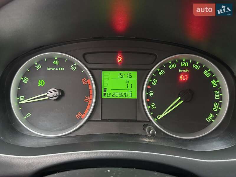 Хэтчбек Skoda Fabia 2007 в Жашкове