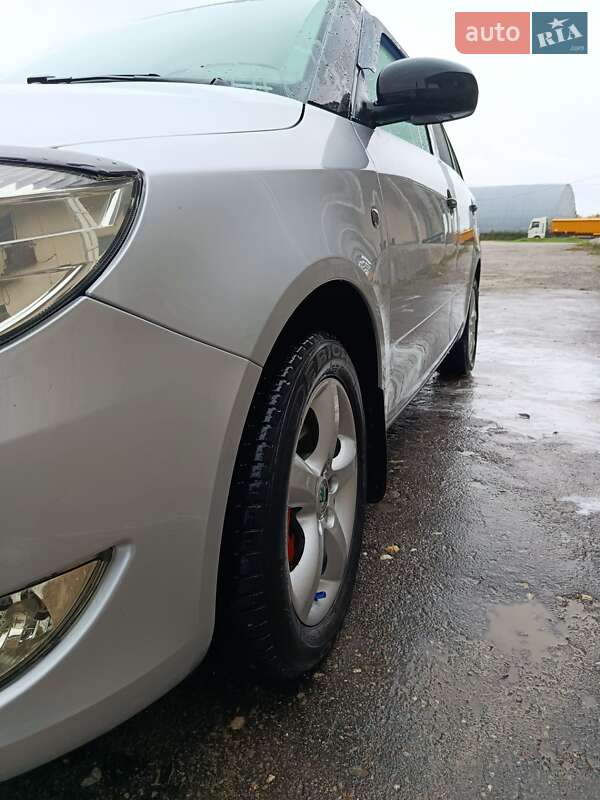 Универсал Skoda Fabia 2012 в Гусятине