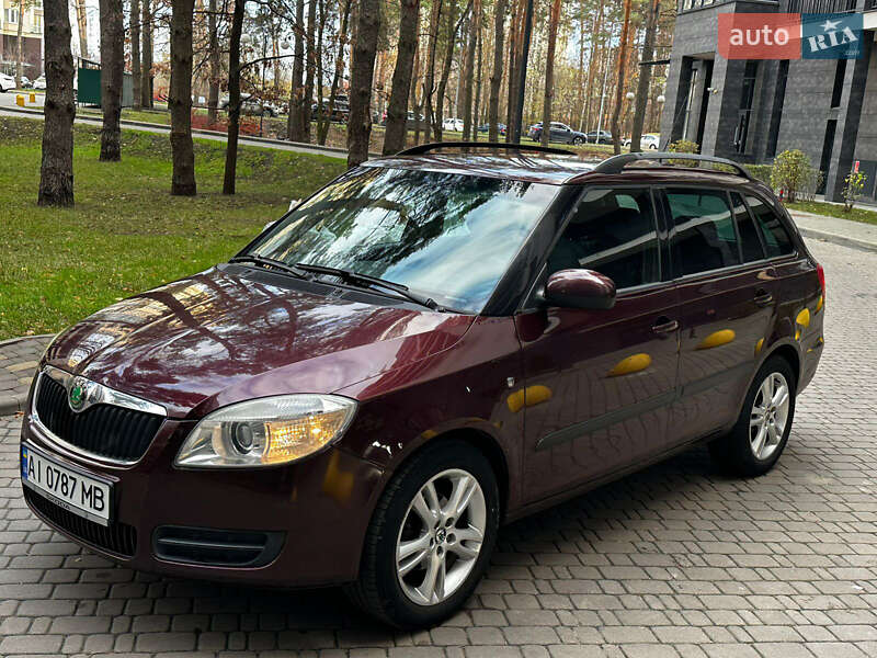 Универсал Skoda Fabia 2009 в Киеве