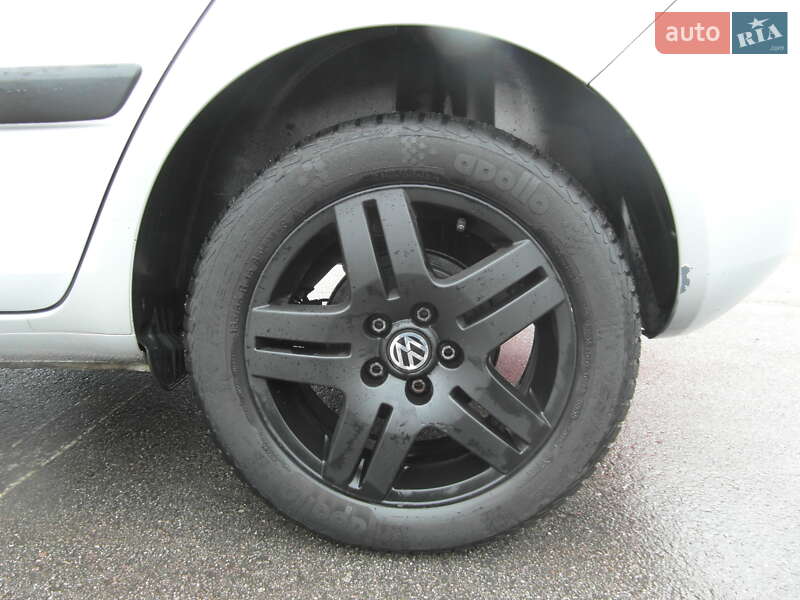 Хэтчбек Skoda Fabia 2010 в Кропивницком