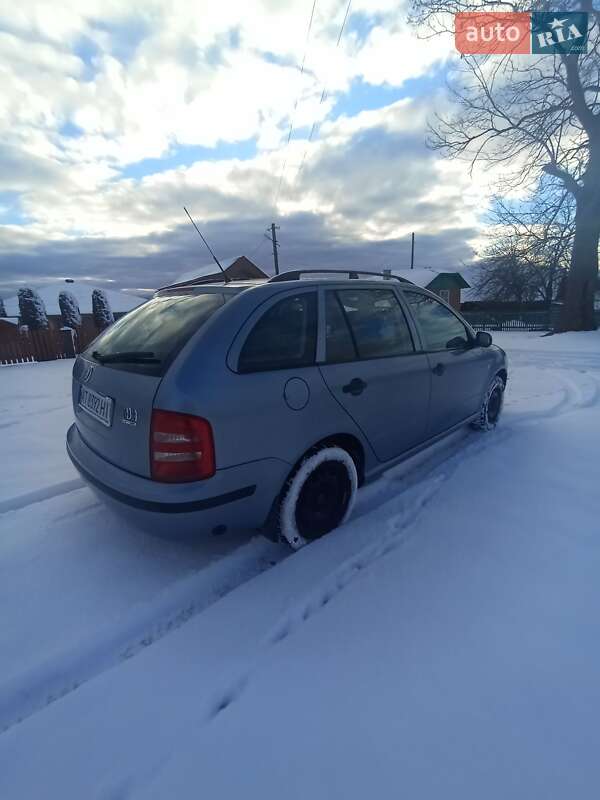 Универсал Skoda Fabia 2001 в Долине