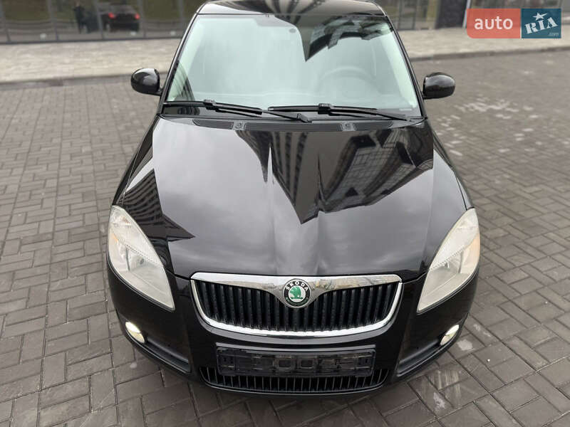 Хэтчбек Skoda Fabia 2008 в Днепре