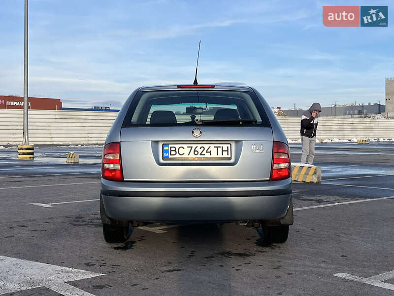 Універсал Skoda Fabia 2003 в Львові