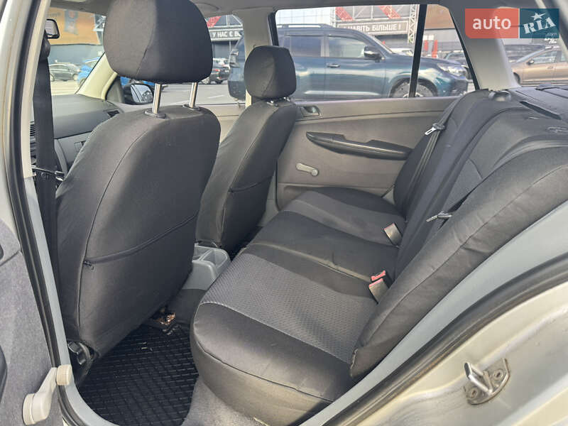 Універсал Skoda Fabia 2002 в Києві фото 11 Універсал Skoda Fabia 2002 в Києві