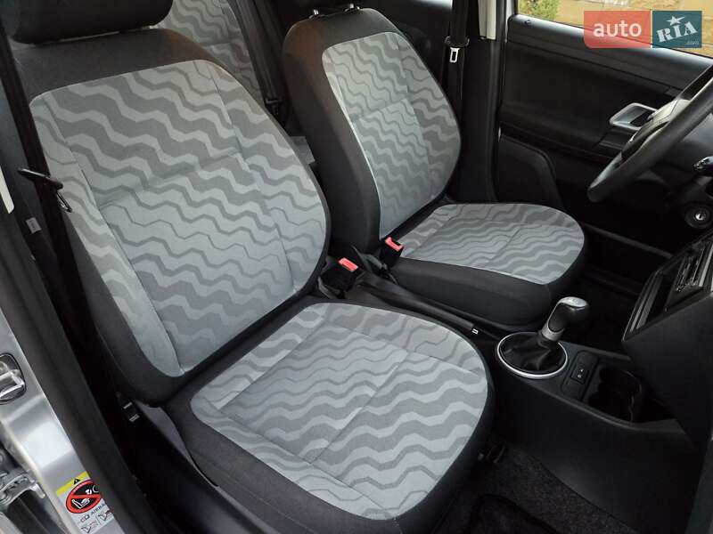 Універсал Skoda Fabia 2009 в Кам'янському