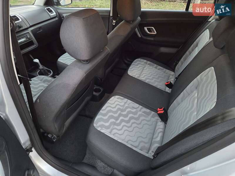 Універсал Skoda Fabia 2009 в Кам'янському