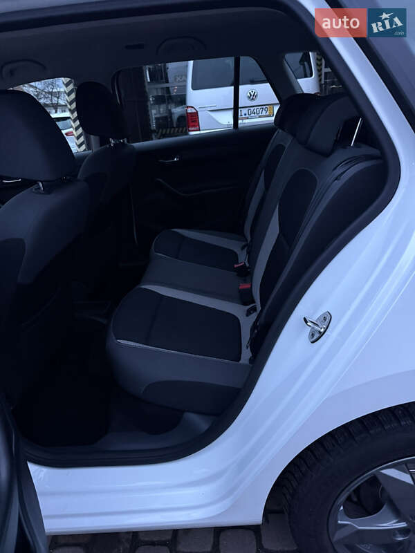 Універсал Skoda Fabia 2015 в Сваляві