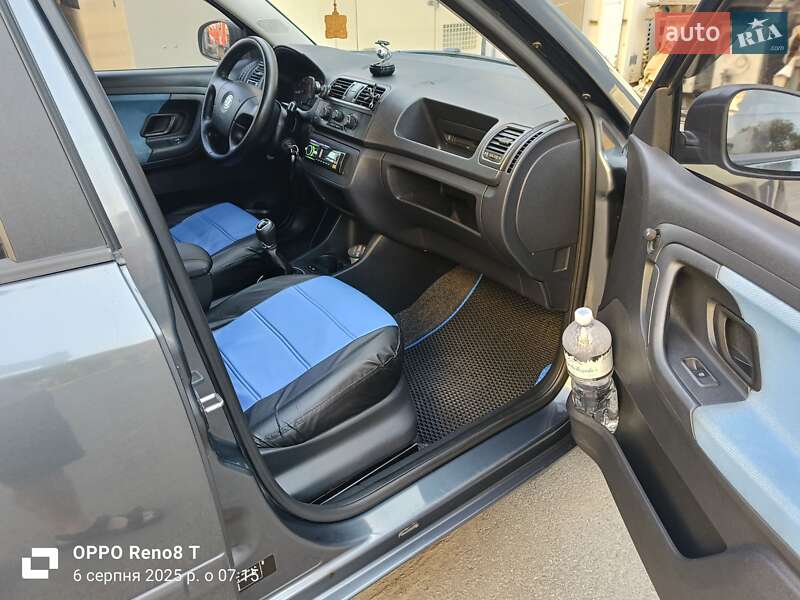 Хэтчбек Skoda Fabia 2008 в Днепре