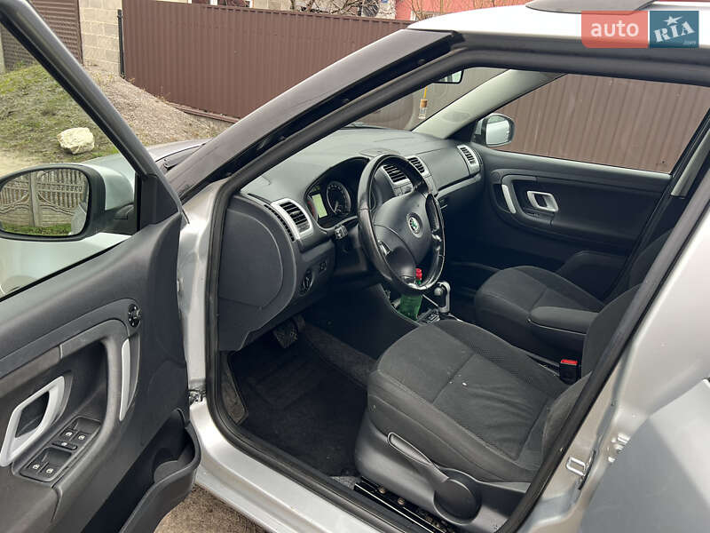 Універсал Skoda Fabia 2009 в Полтаві