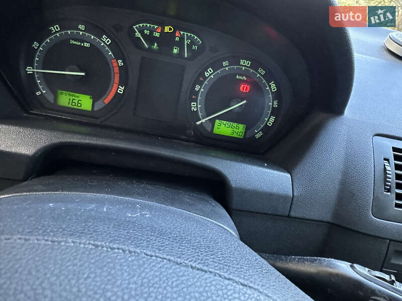 Хэтчбек Skoda Fabia 2007 в Львове