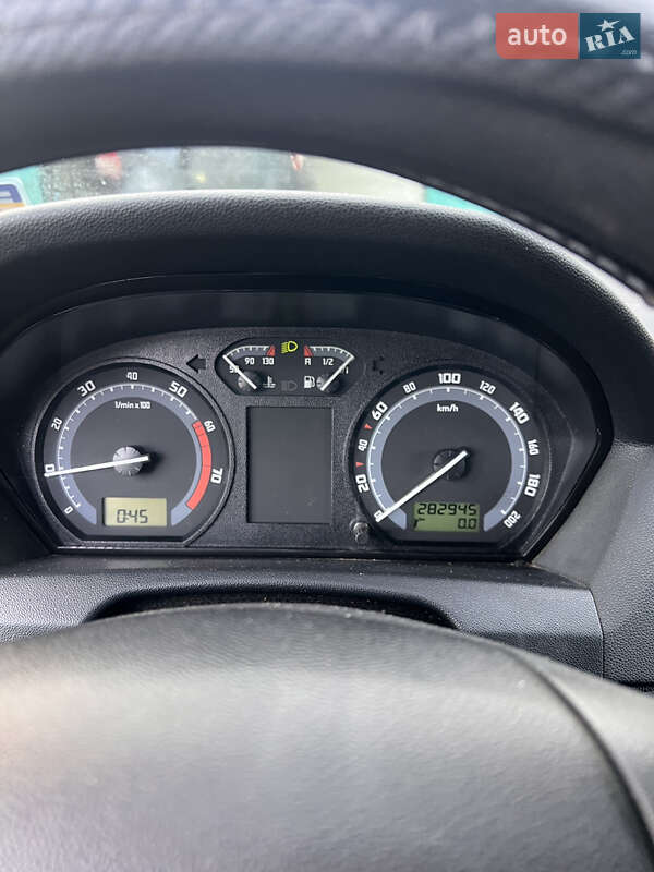 Универсал Skoda Fabia 2006 в Кропивницком фото 7 Универсал Skoda Fabia 2006 в Кропивницком