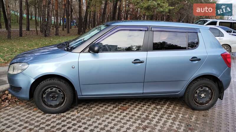 Хетчбек Skoda Fabia 2012 в Києві