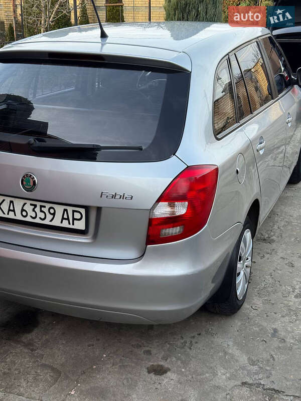 Універсал Skoda Fabia 2012 в Києві