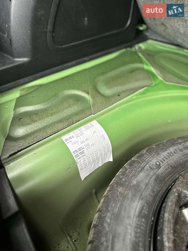 Хэтчбек Skoda Fabia 2013 в Житомире