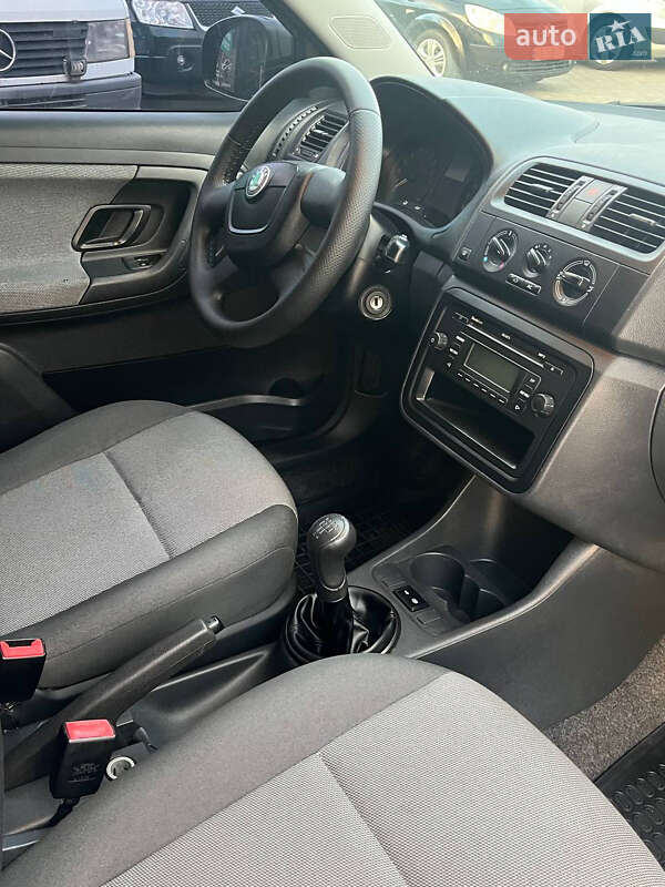 Хэтчбек Skoda Fabia 2012 в Кривом Роге