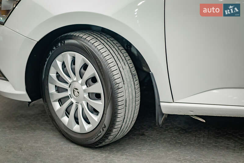 Хетчбек Skoda Fabia 2018 в Києві